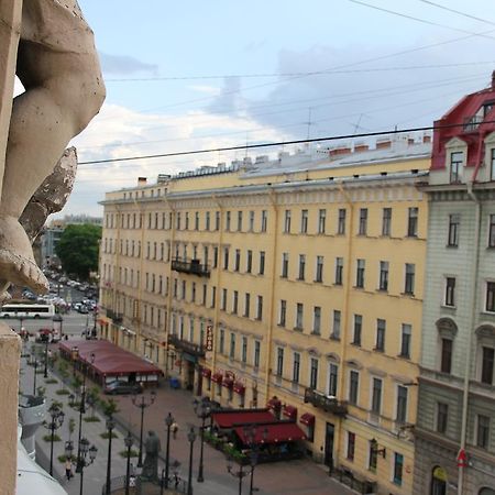 Central City Sankt Petersburg Exteriör bild